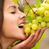 Da li je moguće jesti grožđe sa sjemenkama i pri mršavljenju